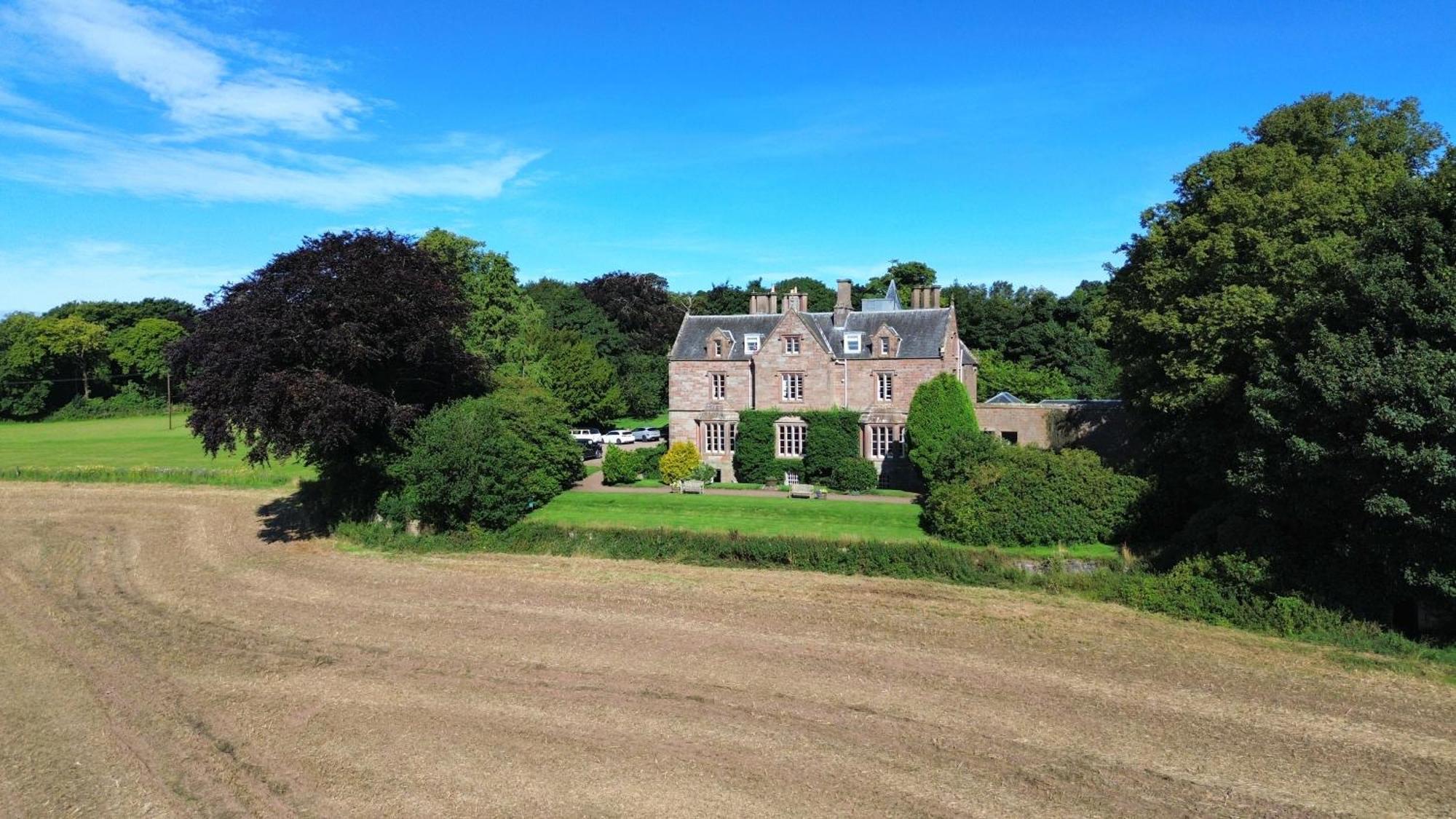 Chirnside Hall Hotel 외부 사진